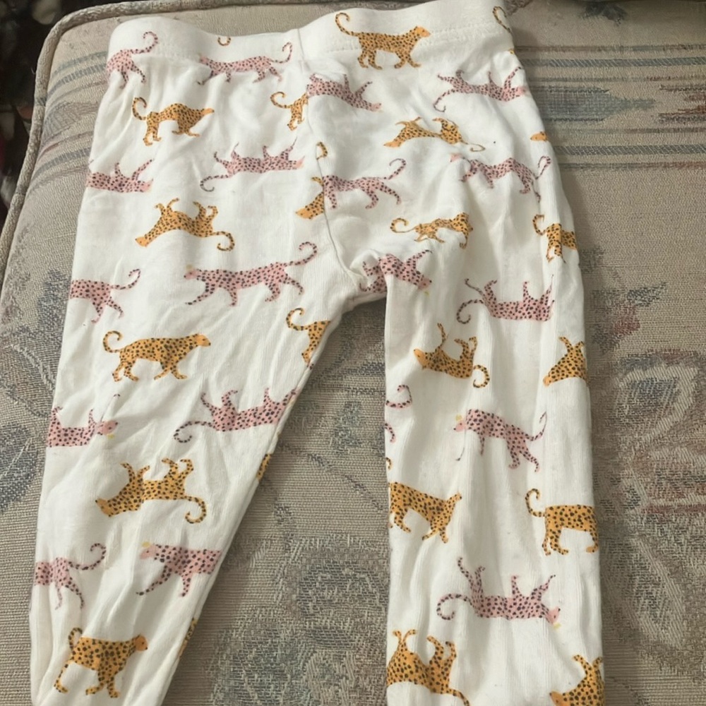 Old navy children’s sleep bottoms 2t